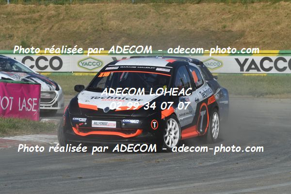 http://v2.adecom-photo.com/images//1.RALLYCROSS/2021/RALLYCROSS_CHATEAUROUX_2021/DIVISION_4/MAUDUIT_Anthony/27A_6197.JPG