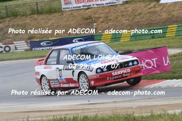 http://v2.adecom-photo.com/images//1.RALLYCROSS/2021/RALLYCROSS_CHATEAUROUX_2021/LEGEND_SHOW/GALLAND_Lambert/27A_6944.JPG