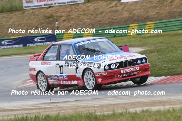 http://v2.adecom-photo.com/images//1.RALLYCROSS/2021/RALLYCROSS_CHATEAUROUX_2021/LEGEND_SHOW/GALLAND_Lambert/27A_6945.JPG