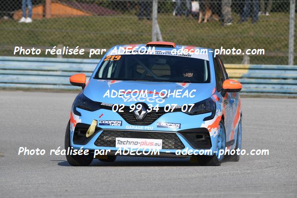 http://v2.adecom-photo.com/images//1.RALLYCROSS/2021/RALLYCROSS_DREUX_2021/COUPE_CLIO/LUMET_Valentin/46A_7846.JPG