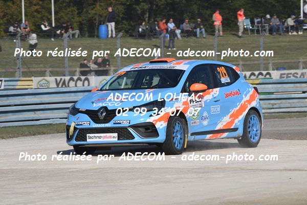 http://v2.adecom-photo.com/images//1.RALLYCROSS/2021/RALLYCROSS_DREUX_2021/COUPE_CLIO/LUMET_Valentin/46A_8352.JPG