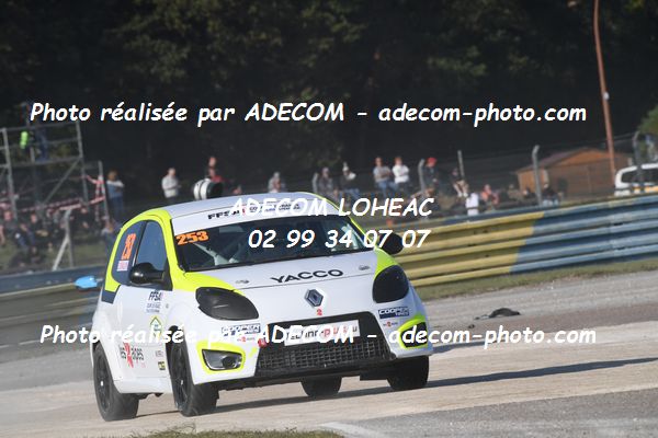 http://v2.adecom-photo.com/images//1.RALLYCROSS/2021/RALLYCROSS_DREUX_2021/COUPE_FEMININE/CHALVIN_Emma/46A_9698.JPG