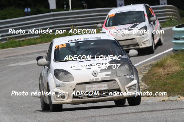 http://v2.adecom-photo.com/images//1.RALLYCROSS/2021/RALLYCROSS_ESSAY_2021/COUPE_FEMININE_FFSA/DANVEAU_Marine/29A_4555.JPG