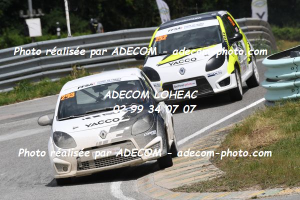 http://v2.adecom-photo.com/images//1.RALLYCROSS/2021/RALLYCROSS_ESSAY_2021/COUPE_FEMININE_FFSA/DANVEAU_Marine/29A_4570.JPG