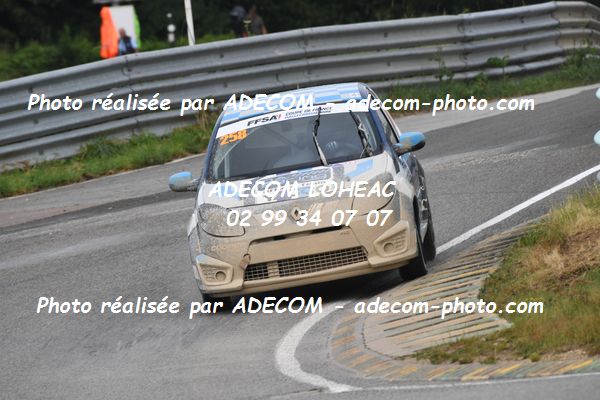 http://v2.adecom-photo.com/images//1.RALLYCROSS/2021/RALLYCROSS_ESSAY_2021/COUPE_FEMININE_FFSA/DELAUNAY_Audrey/29A_2663.JPG