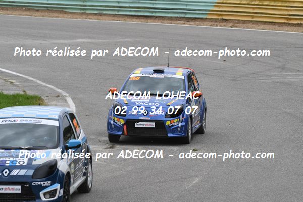 http://v2.adecom-photo.com/images//1.RALLYCROSS/2021/RALLYCROSS_ESSAY_2021/COUPE_FEMININE_FFSA/DREAN_Celia/29A_2296.JPG