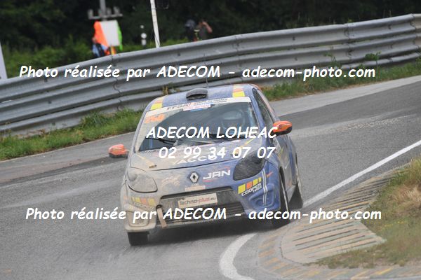 http://v2.adecom-photo.com/images//1.RALLYCROSS/2021/RALLYCROSS_ESSAY_2021/COUPE_FEMININE_FFSA/DREAN_Celia/29A_2664.JPG