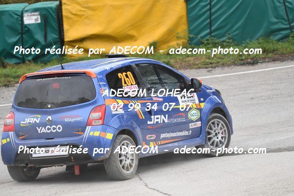 http://v2.adecom-photo.com/images//1.RALLYCROSS/2021/RALLYCROSS_ESSAY_2021/COUPE_FEMININE_FFSA/DREAN_Celia/29A_3461.JPG