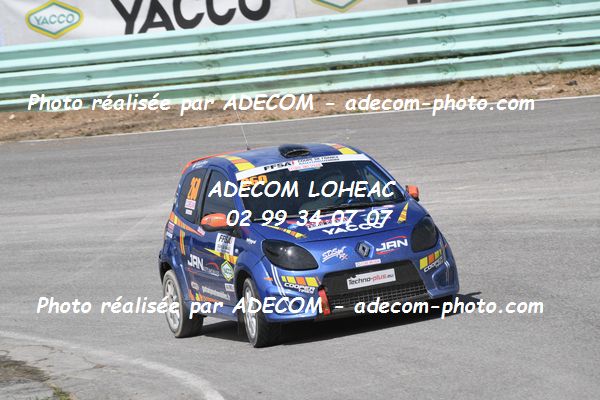 http://v2.adecom-photo.com/images//1.RALLYCROSS/2021/RALLYCROSS_ESSAY_2021/COUPE_FEMININE_FFSA/DREAN_Celia/29A_4190.JPG