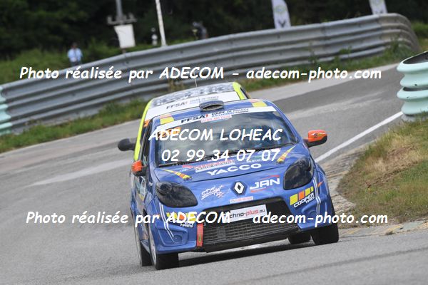 http://v2.adecom-photo.com/images//1.RALLYCROSS/2021/RALLYCROSS_ESSAY_2021/COUPE_FEMININE_FFSA/DREAN_Celia/29A_4625.JPG