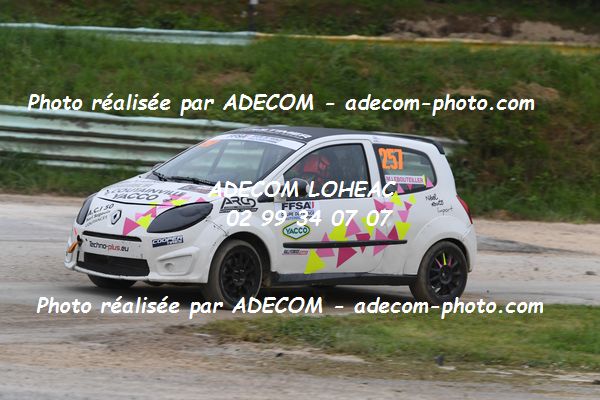 http://v2.adecom-photo.com/images//1.RALLYCROSS/2021/RALLYCROSS_ESSAY_2021/COUPE_FEMININE_FFSA/LEBOUTEILLER_Marine/29A_0761.JPG