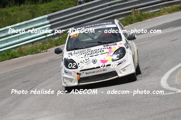 http://v2.adecom-photo.com/images//1.RALLYCROSS/2021/RALLYCROSS_ESSAY_2021/COUPE_FEMININE_FFSA/LEBOUTEILLER_Marine/29A_4580.JPG