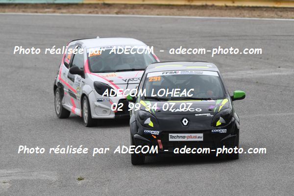 http://v2.adecom-photo.com/images//1.RALLYCROSS/2021/RALLYCROSS_ESSAY_2021/COUPE_FEMININE_FFSA/LOYER_Stephanie/29A_2338.JPG