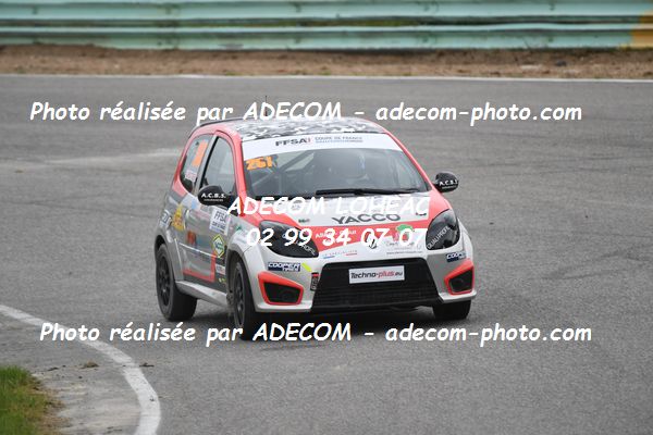 http://v2.adecom-photo.com/images//1.RALLYCROSS/2021/RALLYCROSS_ESSAY_2021/COUPE_FEMININE_FFSA/POTTIER_Alizee/29A_2336.JPG