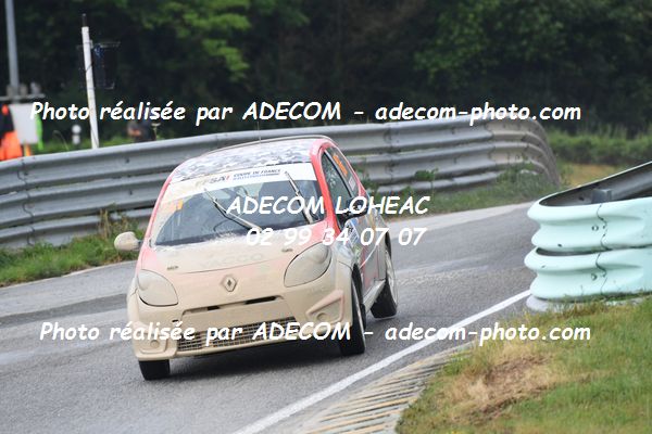 http://v2.adecom-photo.com/images//1.RALLYCROSS/2021/RALLYCROSS_ESSAY_2021/COUPE_FEMININE_FFSA/POTTIER_Alizee/29A_2682.JPG