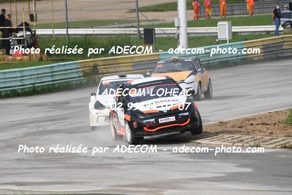 http://v2.adecom-photo.com/images//1.RALLYCROSS/2021/RALLYCROSS_ESSAY_2021/DIVISION_4/RIO_Christophe/29A_3173.JPG