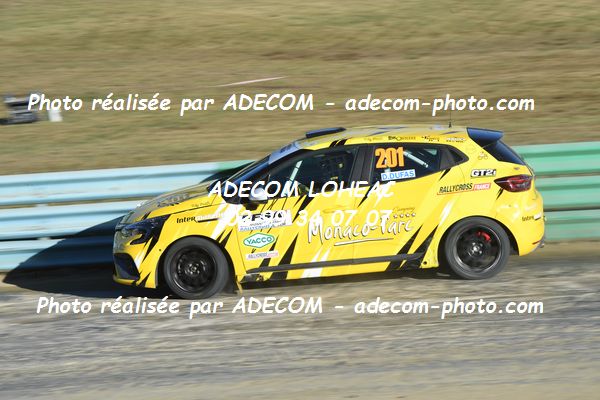 http://v2.adecom-photo.com/images//1.RALLYCROSS/2021/RALLYCROSS_FALEYRAS_2021/COUPE_CLIO/DUFAS_Dylan/49A_8456.JPG