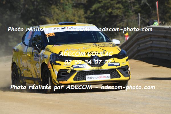 http://v2.adecom-photo.com/images//1.RALLYCROSS/2021/RALLYCROSS_FALEYRAS_2021/COUPE_CLIO/DUFAS_Dylan/49A_9264.JPG