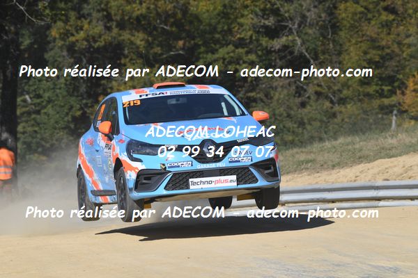 http://v2.adecom-photo.com/images//1.RALLYCROSS/2021/RALLYCROSS_FALEYRAS_2021/COUPE_CLIO/LUMET_Valentin/49A_7977.JPG