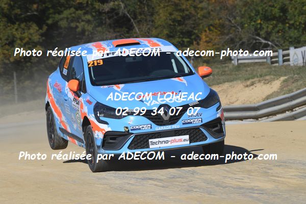 http://v2.adecom-photo.com/images//1.RALLYCROSS/2021/RALLYCROSS_FALEYRAS_2021/COUPE_CLIO/LUMET_Valentin/49A_7980.JPG