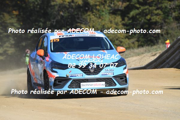 http://v2.adecom-photo.com/images//1.RALLYCROSS/2021/RALLYCROSS_FALEYRAS_2021/COUPE_CLIO/LUMET_Valentin/49A_9222.JPG