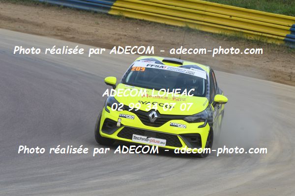 http://v2.adecom-photo.com/images//1.RALLYCROSS/2021/RALLYCROSS_LESSAY_2021/COUPE_CLIO/DUFAS_Bryan/32A_2310.JPG