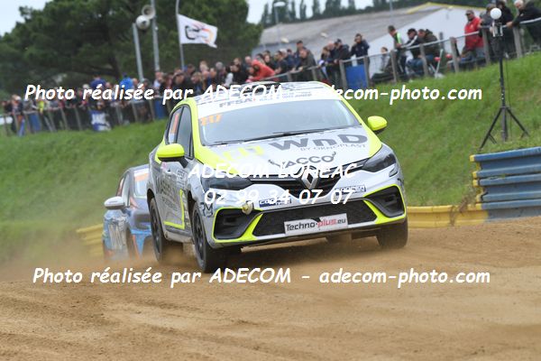 http://v2.adecom-photo.com/images//1.RALLYCROSS/2021/RALLYCROSS_LESSAY_2021/COUPE_CLIO/MASSELIN_Romain/32A_0980.JPG