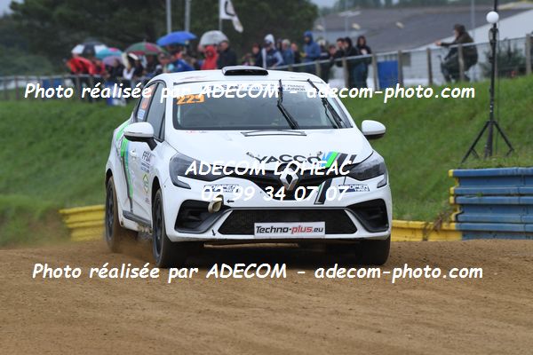 http://v2.adecom-photo.com/images//1.RALLYCROSS/2021/RALLYCROSS_LESSAY_2021/COUPE_CLIO/MEUREAU_Florian/32A_0012.JPG