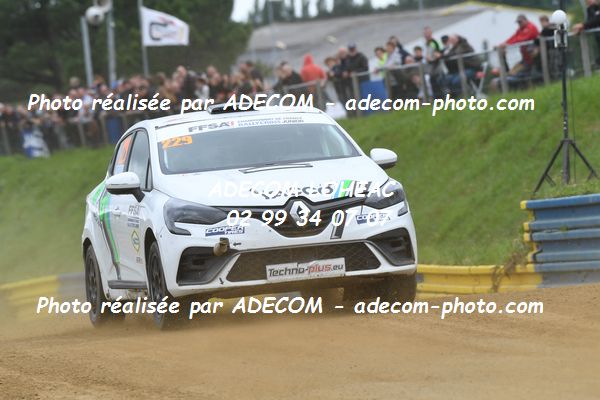 http://v2.adecom-photo.com/images//1.RALLYCROSS/2021/RALLYCROSS_LESSAY_2021/COUPE_CLIO/MEUREAU_Florian/32A_1035.JPG