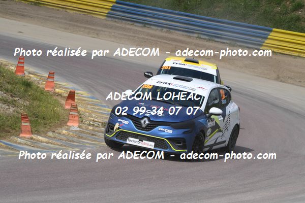 http://v2.adecom-photo.com/images//1.RALLYCROSS/2021/RALLYCROSS_LESSAY_2021/COUPE_CLIO/PORTAL_Kevin/32A_2942.JPG