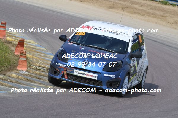 http://v2.adecom-photo.com/images//1.RALLYCROSS/2021/RALLYCROSS_LESSAY_2021/COUPE_FEMININE/LAUNAY_Chanel/32A_2835.JPG