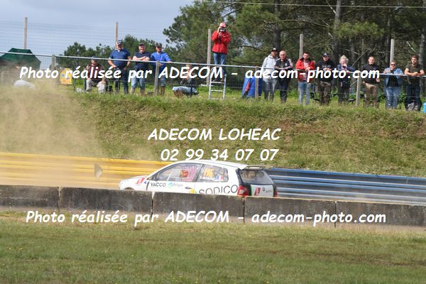 http://v2.adecom-photo.com/images//1.RALLYCROSS/2021/RALLYCROSS_LESSAY_2021/SUPER_1600/GERBAUD_Dominique/32A_3002.JPG