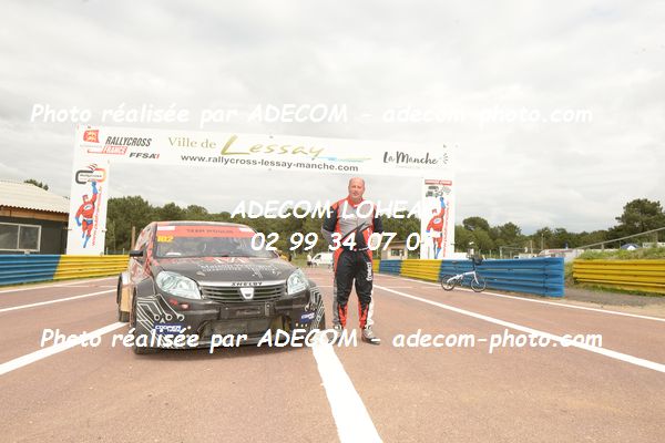 http://v2.adecom-photo.com/images//1.RALLYCROSS/2021/RALLYCROSS_LESSAY_2021/SUPER_1600/MOULIN_David/32E_0721.JPG