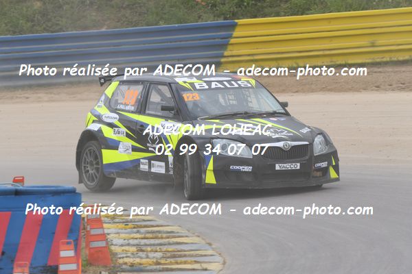 http://v2.adecom-photo.com/images//1.RALLYCROSS/2021/RALLYCROSS_LESSAY_2021/SUPER_1600/PAILLARDON_Anthony/32A_2429.JPG