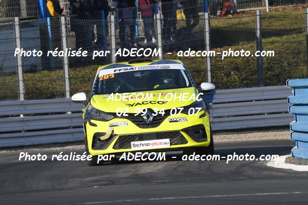 http://v2.adecom-photo.com/images//1.RALLYCROSS/2021/RALLYCROSS_MAYENNE_2021/COUPE_CLIO/DUFAS_Bryan/45A_0952.JPG