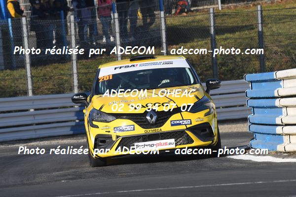 http://v2.adecom-photo.com/images//1.RALLYCROSS/2021/RALLYCROSS_MAYENNE_2021/COUPE_CLIO/DUFAS_Dylan/45A_0955.JPG