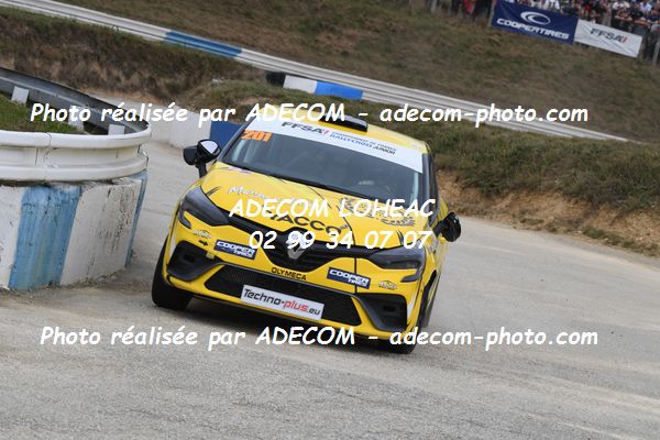 http://v2.adecom-photo.com/images//1.RALLYCROSS/2021/RALLYCROSS_MAYENNE_2021/COUPE_CLIO/DUFAS_Dylan/45A_2251.JPG