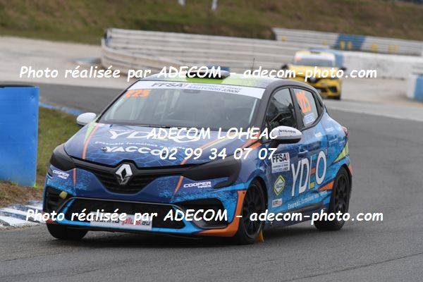 http://v2.adecom-photo.com/images//1.RALLYCROSS/2021/RALLYCROSS_MAYENNE_2021/COUPE_CLIO/FRETIN_Mathieu/45A_2977.JPG