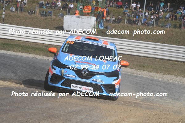 http://v2.adecom-photo.com/images//1.RALLYCROSS/2021/RALLYCROSS_MAYENNE_2021/COUPE_CLIO/LUMET_Valentin/45A_1601.JPG