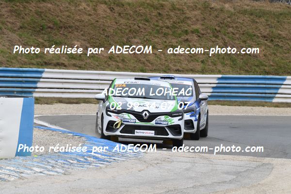 http://v2.adecom-photo.com/images//1.RALLYCROSS/2021/RALLYCROSS_MAYENNE_2021/COUPE_CLIO/MALOIGNE_Edgar/45A_2266.JPG