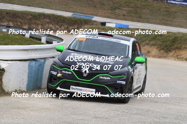 http://v2.adecom-photo.com/images//1.RALLYCROSS/2021/RALLYCROSS_MAYENNE_2021/COUPE_CLIO/PANISSIE_Baptiste/45A_2290.JPG