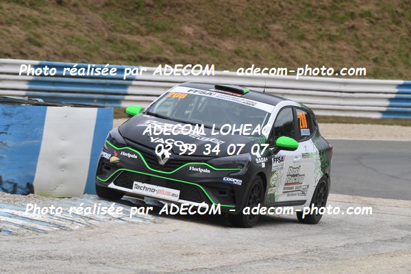 http://v2.adecom-photo.com/images//1.RALLYCROSS/2021/RALLYCROSS_MAYENNE_2021/COUPE_CLIO/PANISSIE_Baptiste/45A_2314.JPG