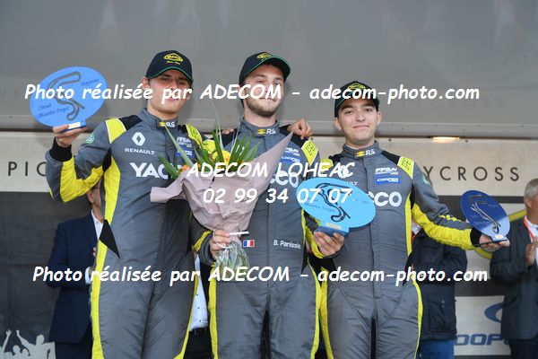 http://v2.adecom-photo.com/images//1.RALLYCROSS/2021/RALLYCROSS_MAYENNE_2021/COUPE_CLIO/PANISSIE_Baptiste/45A_4571.JPG