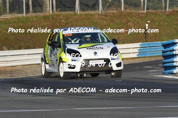 http://v2.adecom-photo.com/images//1.RALLYCROSS/2021/RALLYCROSS_MAYENNE_2021/COUPE_FEMININE_FFSA/BARBE_Camille/45A_0212.JPG