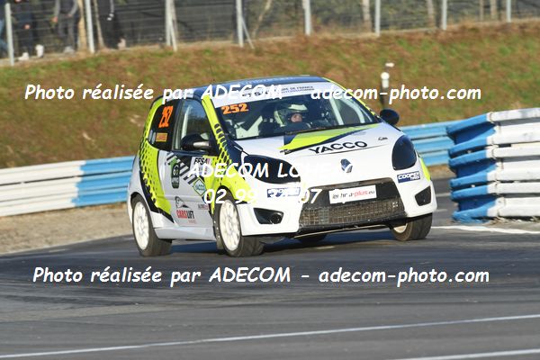 http://v2.adecom-photo.com/images//1.RALLYCROSS/2021/RALLYCROSS_MAYENNE_2021/COUPE_FEMININE_FFSA/BARBE_Camille/45A_0240.JPG