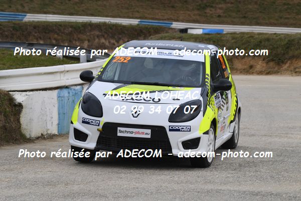 http://v2.adecom-photo.com/images//1.RALLYCROSS/2021/RALLYCROSS_MAYENNE_2021/COUPE_FEMININE_FFSA/BARBE_Camille/45A_2207.JPG