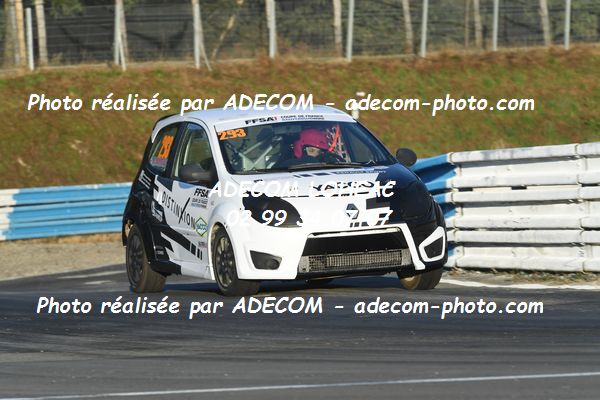 http://v2.adecom-photo.com/images//1.RALLYCROSS/2021/RALLYCROSS_MAYENNE_2021/COUPE_FEMININE_FFSA/DANVEAU_Marine/45A_0209.JPG