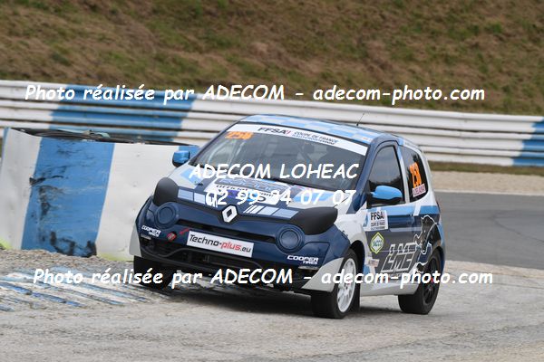 http://v2.adecom-photo.com/images//1.RALLYCROSS/2021/RALLYCROSS_MAYENNE_2021/COUPE_FEMININE_FFSA/DELAUNAY_Audrey/45A_2203.JPG