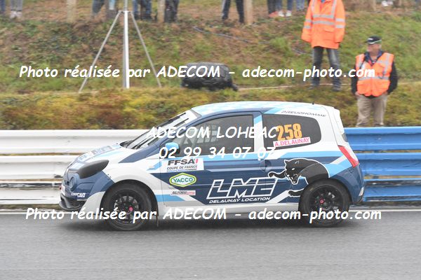 http://v2.adecom-photo.com/images//1.RALLYCROSS/2021/RALLYCROSS_MAYENNE_2021/COUPE_FEMININE_FFSA/DELAUNAY_Audrey/45A_3320.JPG