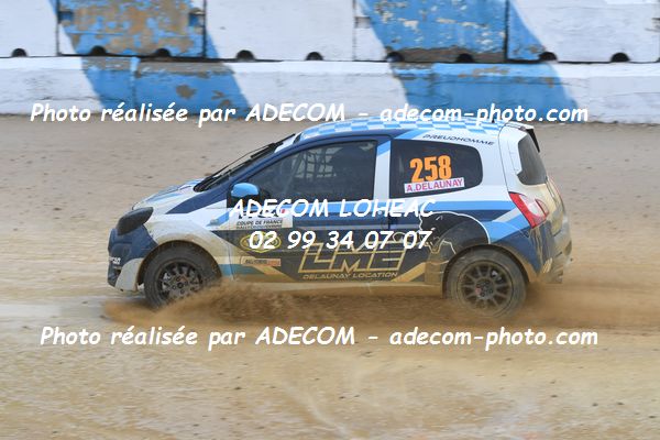 http://v2.adecom-photo.com/images//1.RALLYCROSS/2021/RALLYCROSS_MAYENNE_2021/COUPE_FEMININE_FFSA/DELAUNAY_Audrey/45A_3737.JPG